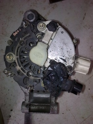 Obraz0150.jpg (48.8 KiB) Zobrazeno 1660 x Focus 1.6 alternátor