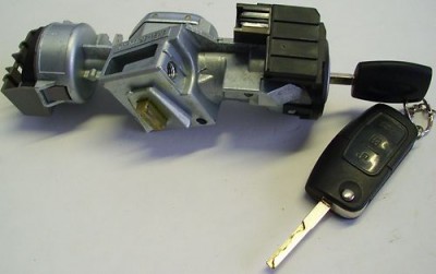 Zündschloss mit 2 schlüssel.JPG