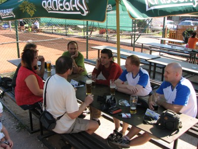 Zleva Bulbaj, Kaca, otec PedroH, Latis, Chmelko, PedroH, Zewl