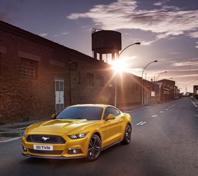 2015-Ford-Mustang-front-three-quarters-left.jpg