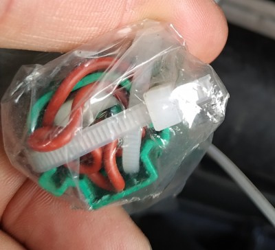 2019-06-10 12.06.36.jpg (217.69 KiB) Zobrazeno 4628 x čidlo kapoty