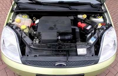 Fiesta_motorovy-prostor.jpg (153.76 KiB) Zobrazeno 5723 x Fiesta_motorovy-prostor.jpg