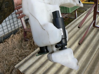 osadit vysokotlakým čerpadlem ,krásně tam drží v origo výliscích