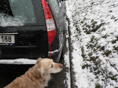 průchodka a průvlak dolů za nárazník.jpg