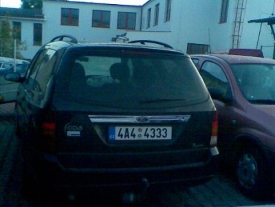 Obraz013.jpg (33.25 KiB) Zobrazeno 904 x jinak teto ff I je už na náhradní díly..zastavil se o sloup