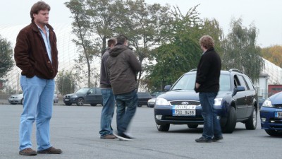 P1110639.jpg (48.31 KiB) Zobrazeno 1580 x ..polemizovačka nad xenonama a H.I.D. sadou....svítivost...