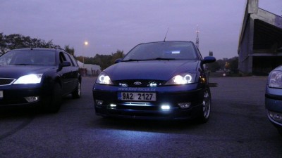 Moof za tmy, a kousek Uřvanýho...