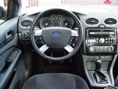 Kožený volant, ilustrační foto zapůjčeno zde na foru...