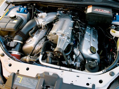 0404_03z+Ford_Focus+Engine_Bay_View.jpg