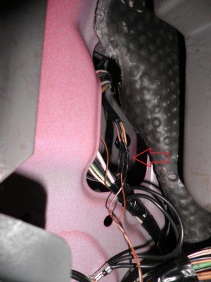 P3050119.JPG (38.33 KiB) Zobrazeno 901 x stačilo připájet dráty a bylo to