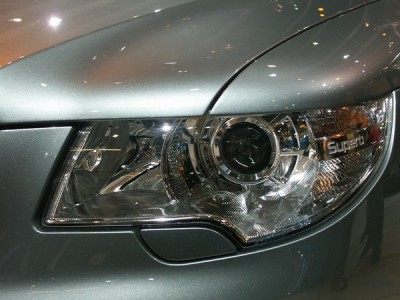 Takovy reflektor mi nepadl do oka.